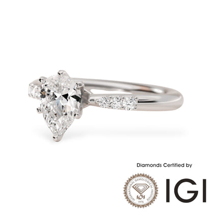 ASH082 Pear Cut Lab Grown Diamond Sidestone Ring 18K D VVS1 VVS2 2EX IGI Certified