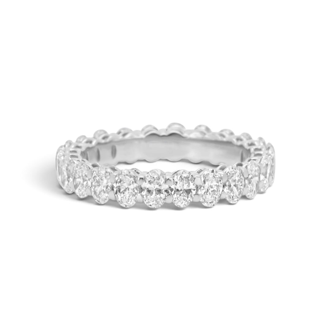 AME052 0.1ct (3.6mm) Oval Cut Full Eternity Lab Grown Diamond Ring D-F VS-VVS 3EX