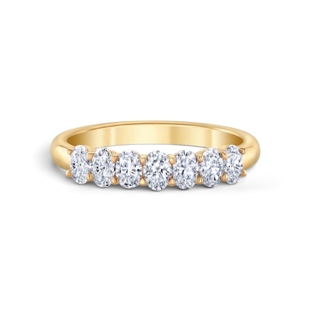 AME052 0,1ct (3,6mm) Anello Taglio Ovale *Half* Eternity in Diamanti Lab Grown D-F VS-VVS 2EX
