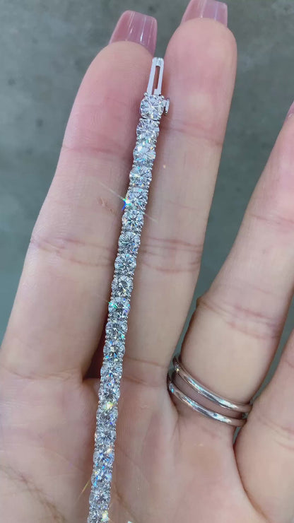 ASH093 0.3ct (4.3mm) パヴェセッティング 人工ダイヤモンド テニスブレスレット D-F VS-VVS 